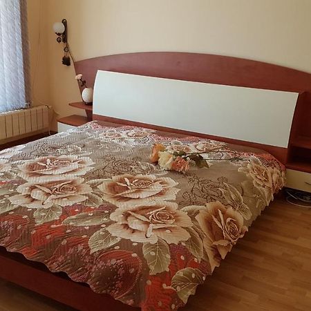Rosarium Residence Guest House ดรียาโนโว ภายนอก รูปภาพ
