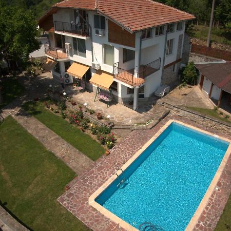 Rosarium Residence Guest House ดรียาโนโว ภายนอก รูปภาพ