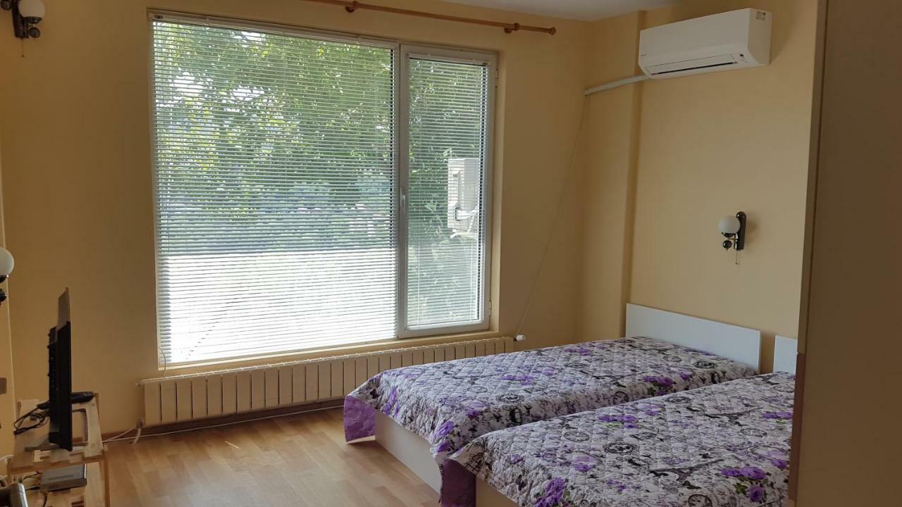 Rosarium Residence Guest House ดรียาโนโว ภายนอก รูปภาพ